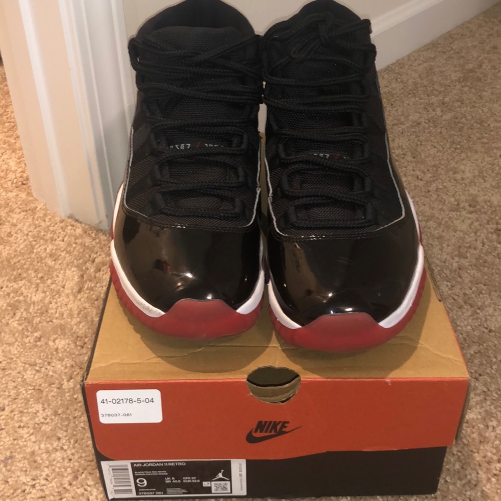 Air Jordan 11 Retro LIKE NEW WORN ONCE!